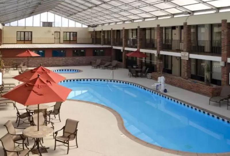 באולינג גרין Vettecity Hotel מראה חיצוני תמונה